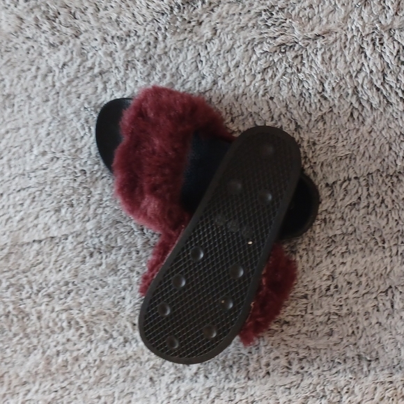 Footwear - Picture 3 of 3